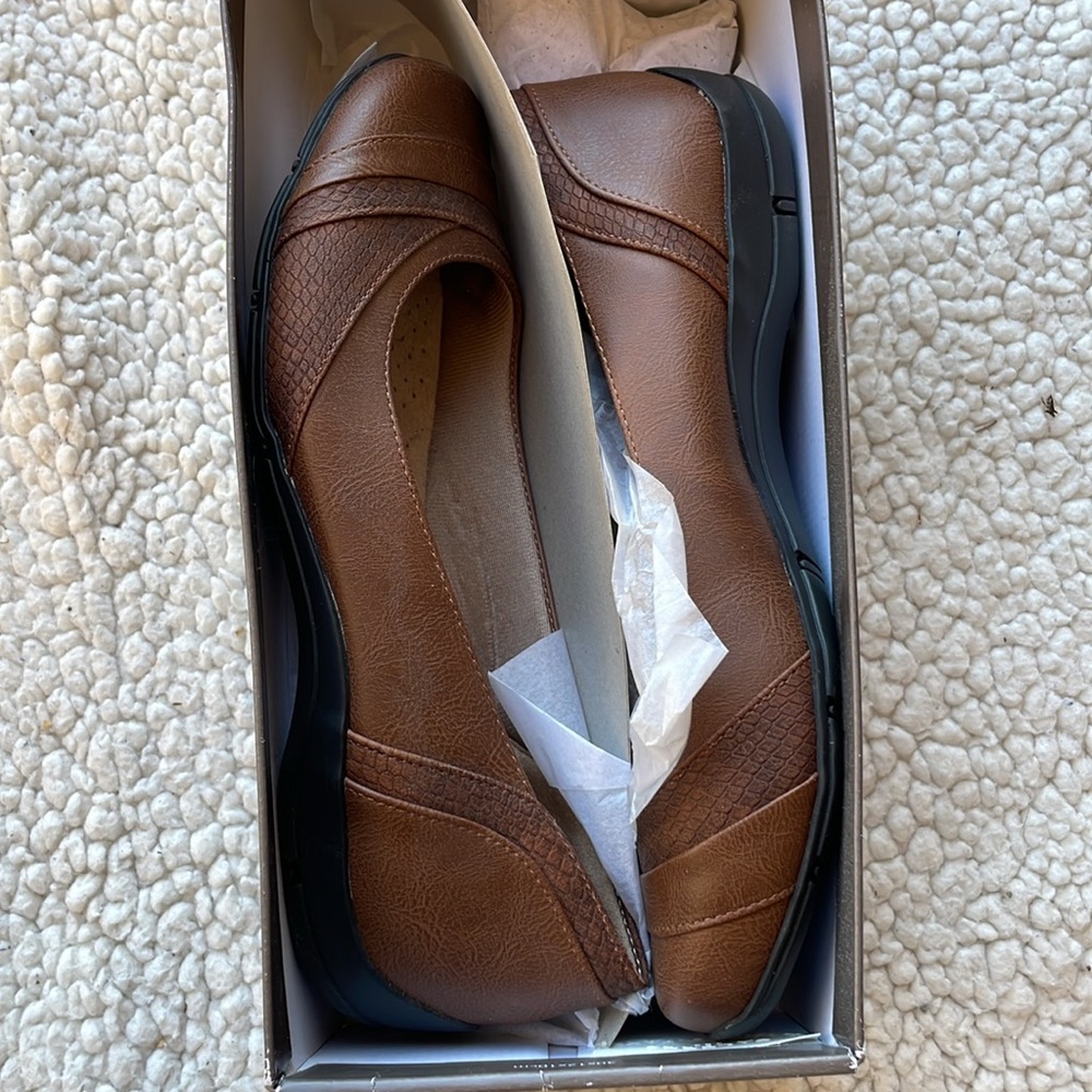 Life stride Tan Size 7W Kylie Flats - Picture 4 of 4
